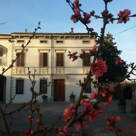 Il Ponticello Couette-café